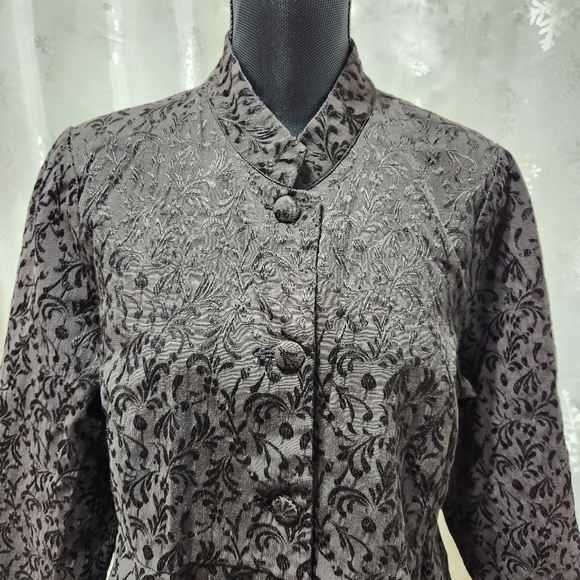 ANNE CARSON Black Textured Brocade Peplum Blazer Jacket (1X) - Picture 2 of 9